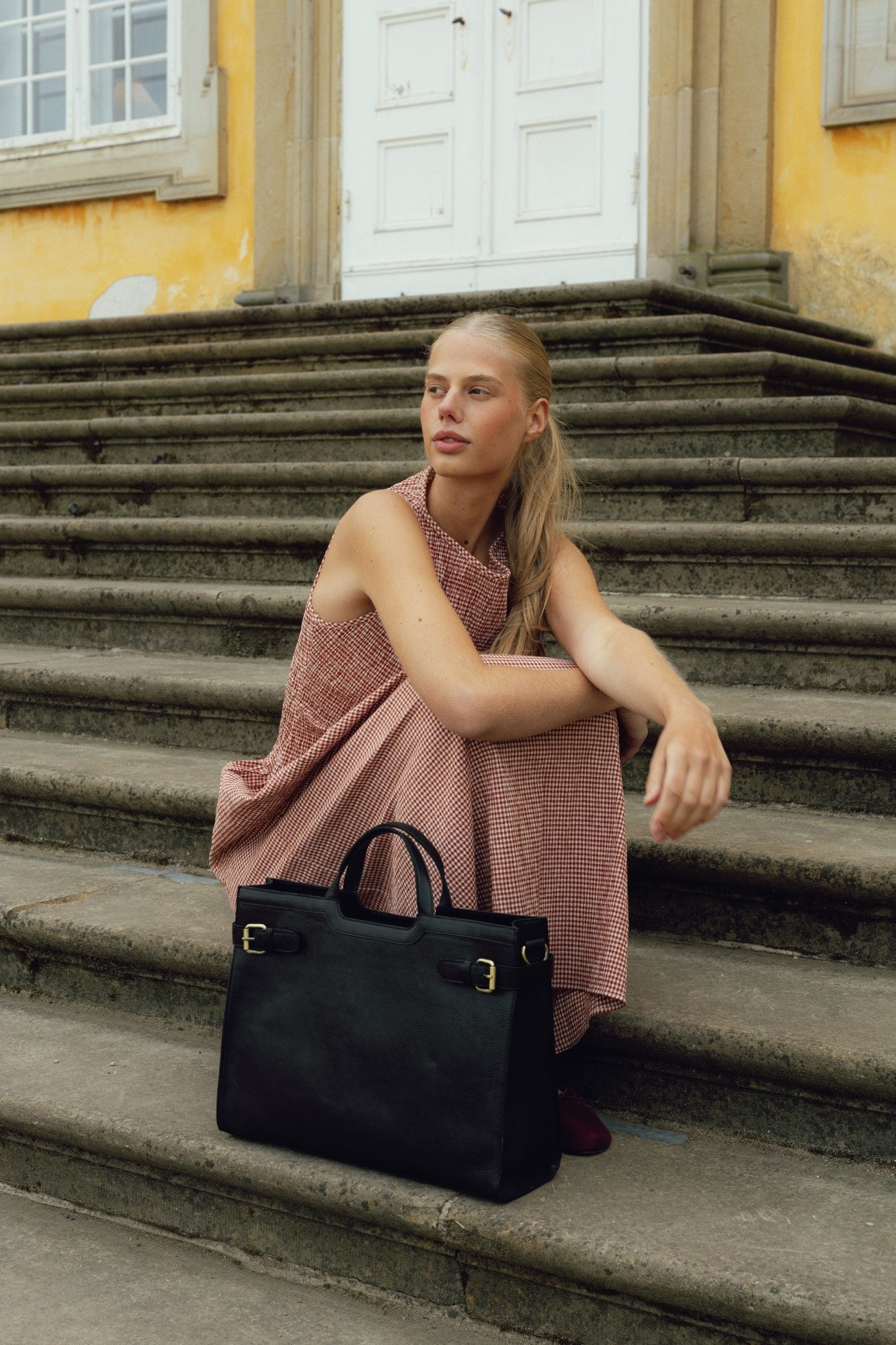 RE:DESIGNED TASKE, May Big, Sort, 6525