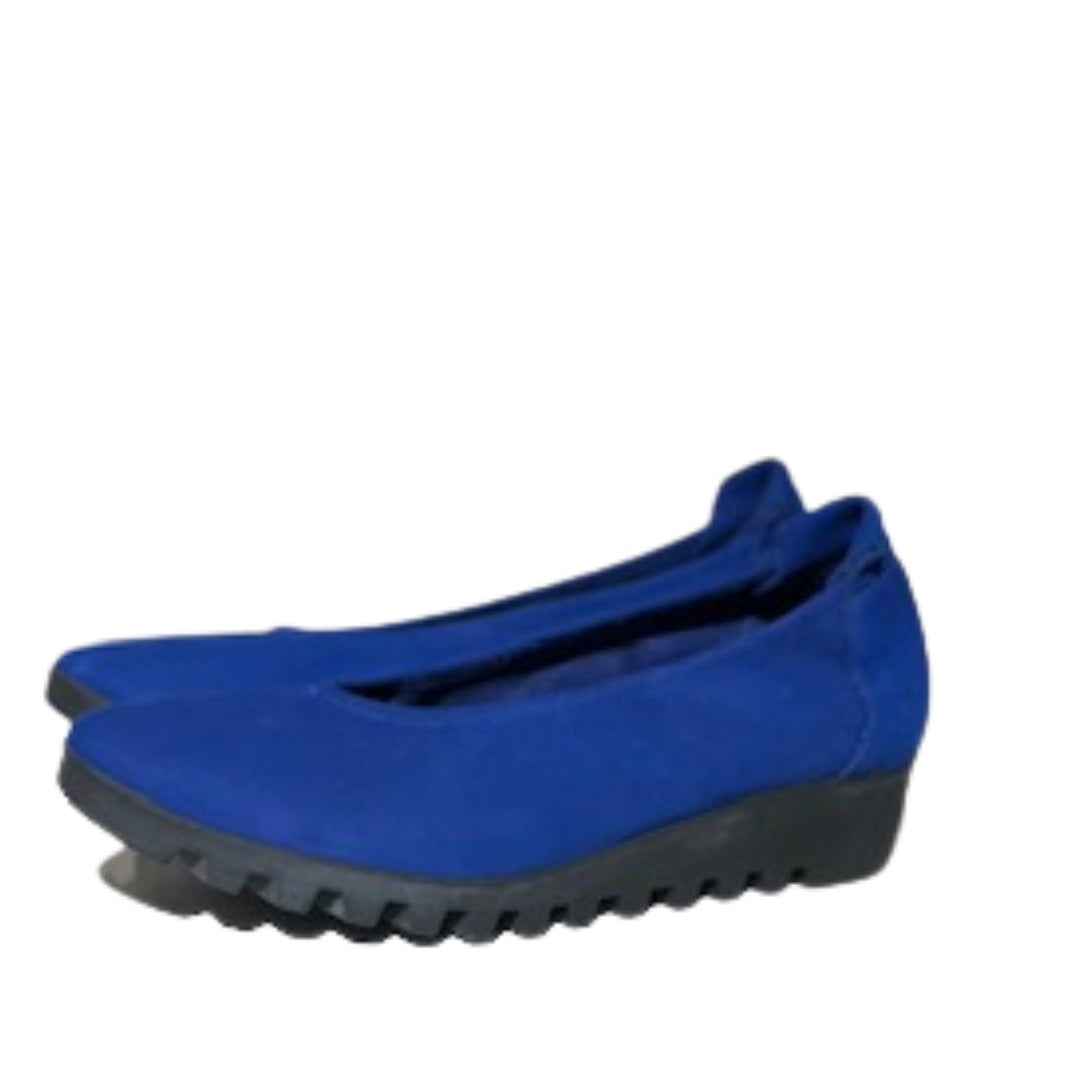 Arche Ballerina, Lomiss, Koba