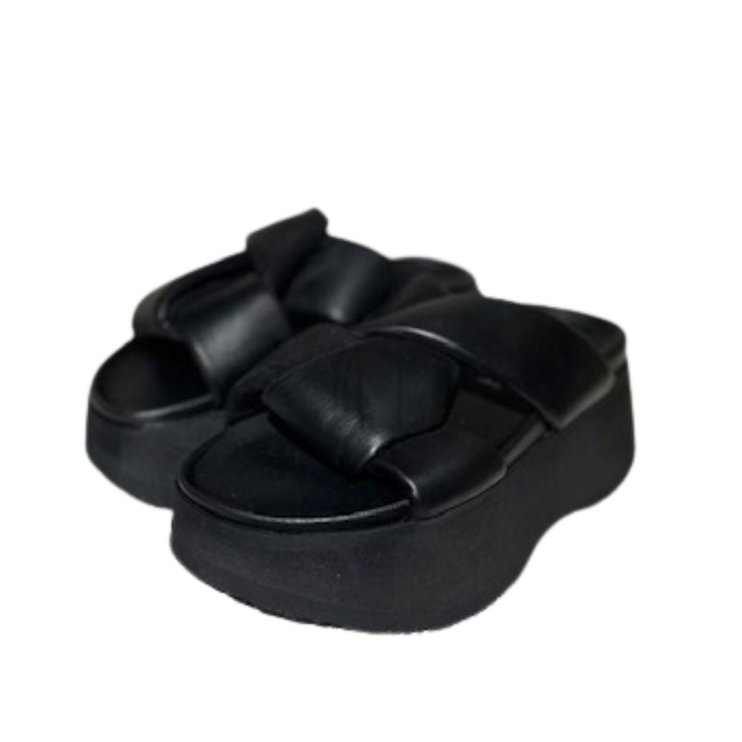 Lofina Slip in Sandal, Sort, 7161