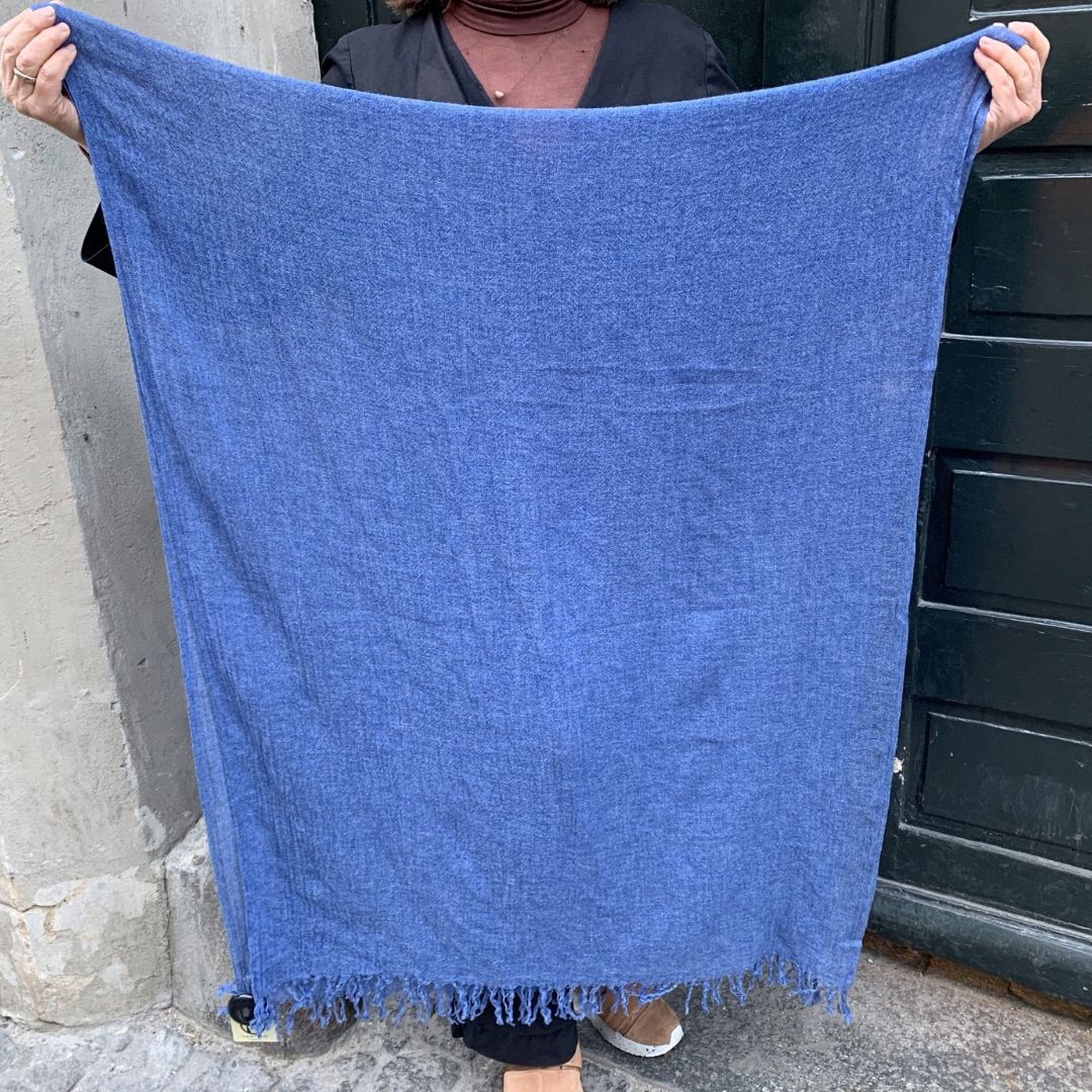 Tørklæde i 100 % cashmere - 80X200 cm - azurblå