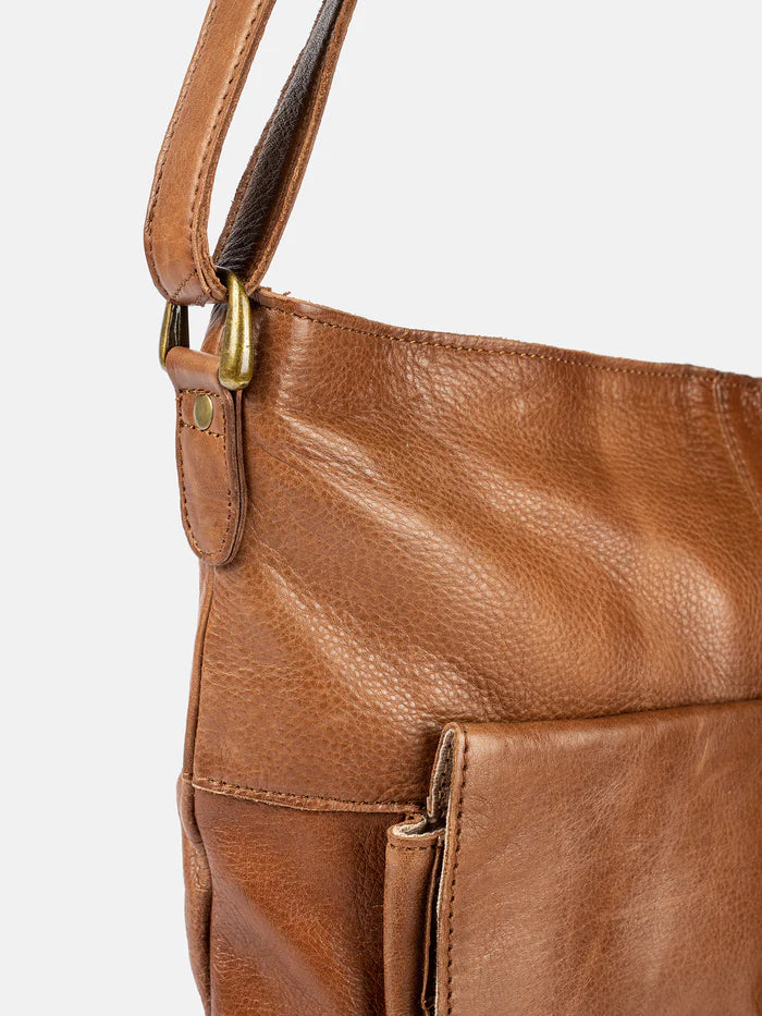 Re-Designed Taske, Walnut,4871