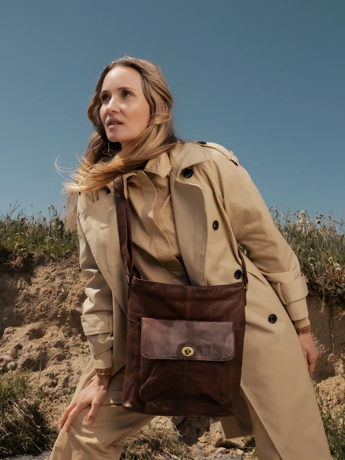 Re-Designed Taske, Woodsmoke, 4871