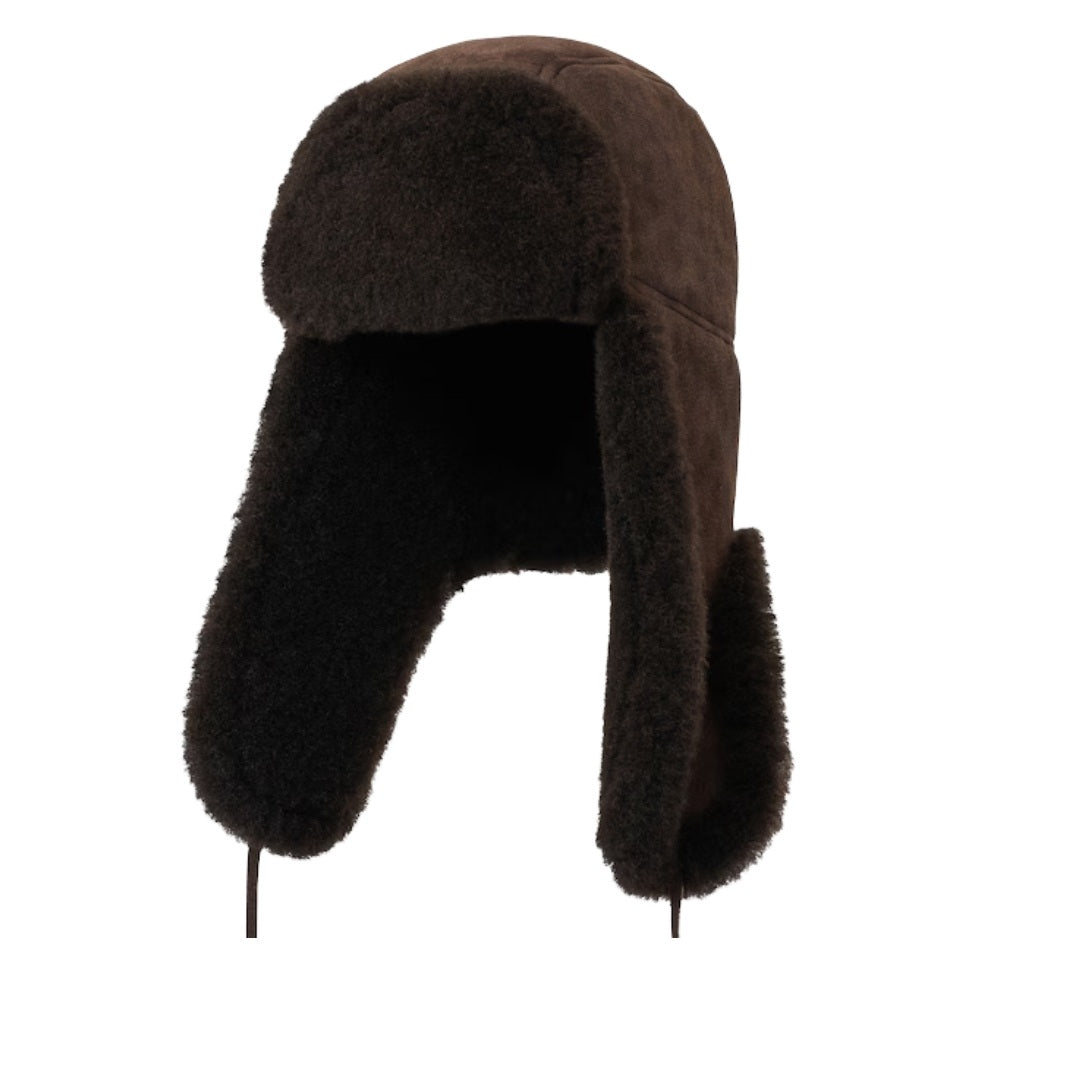 Shepherd pelshue Wengen mørkebrun med øreklapper